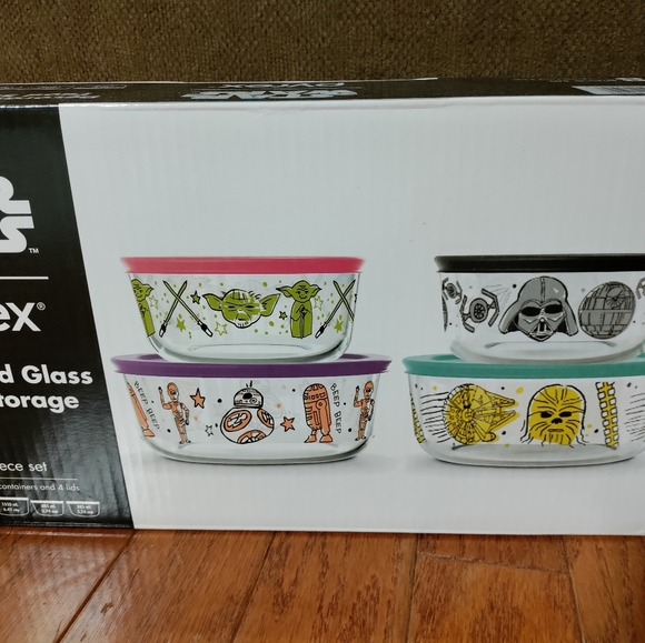 Star Wars Pyrex Food Storage 8 pieces Set - Picture 2 of 3